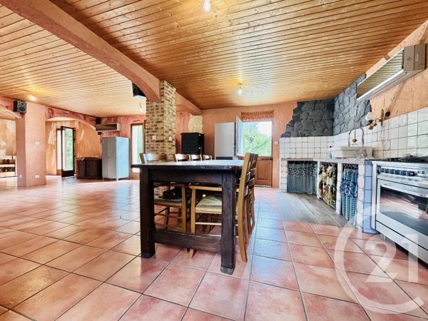 Maison à vendre  6 pièces - 152,39 m 2   VEYRAC  - 87