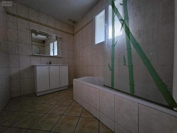 Appartement à louer à Pont-de-Veyle dans l'Ain (01290), ref : 008/2376