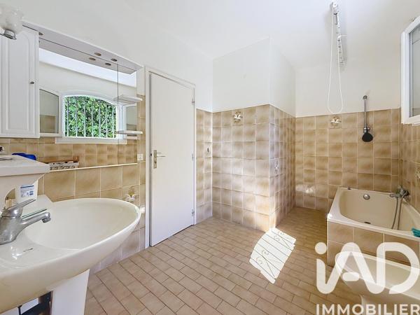 Maison à vendre 6 pièces 166 m² Villeneuve-lès-Maguelone