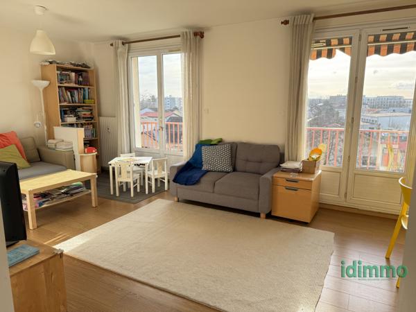 BRON PARC DE PARILLY T5 de 94m2  Bron (69500)