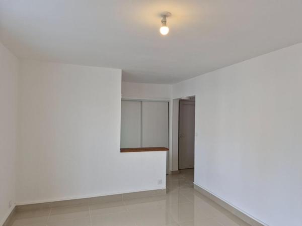 maison 95 M² + garage 24 M² 4 CH ,rénovée entièrement