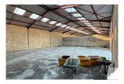 Location hangar 750 m² Pontpoint