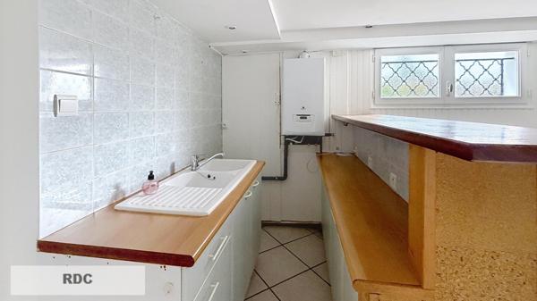 Maison familiale 8 pièces – 220 m² – Terrain paysagé 1 400 m²