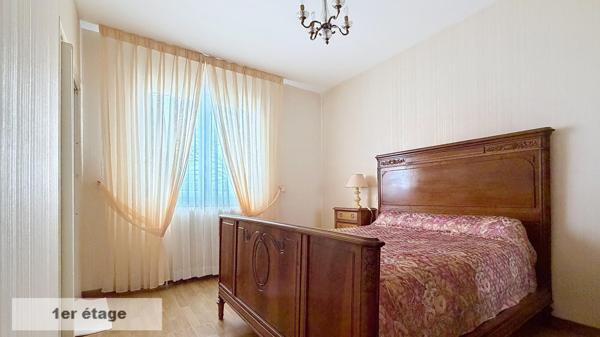 Maison familiale 8 pièces – 220 m² – Terrain paysagé 1 400 m²