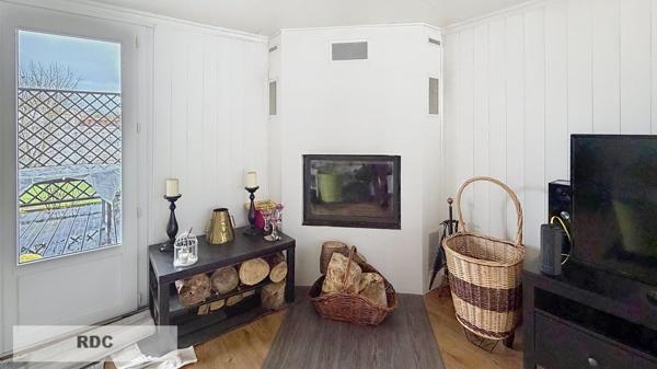 Maison familiale 8 pièces – 220 m² – Terrain paysagé 1 400 m²