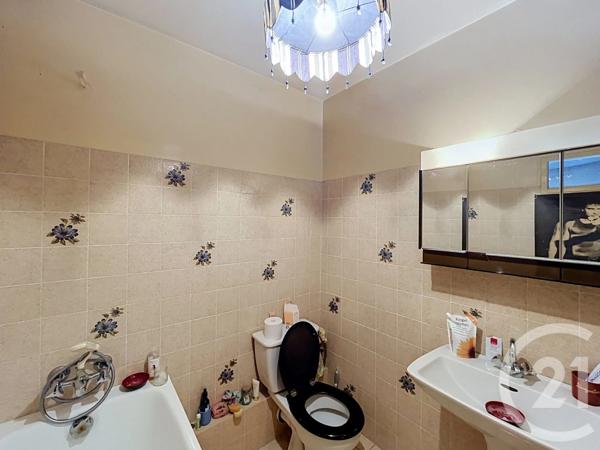 Maison à vendre  6 pièces - 120,12 m 2   ST JACQUES DE LA LANDE  - 35