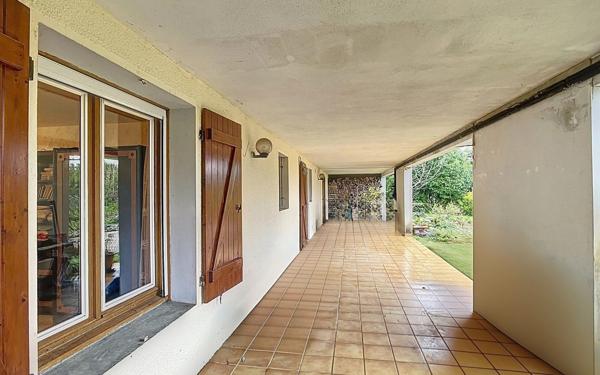 Maison à vendre    7 pièces •  Coarraze