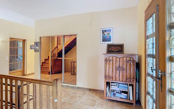 Maison à vendre    7 pièces •  Coarraze