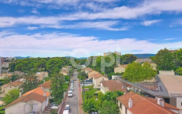 Appartement à vendre    3 pièces • 69 m2 Le Cannet