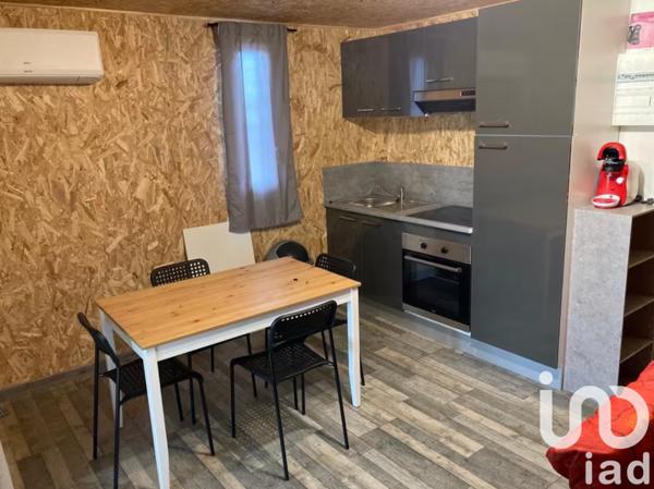 Terrain à vendre 1 377 m² Lussac-les-Châteaux