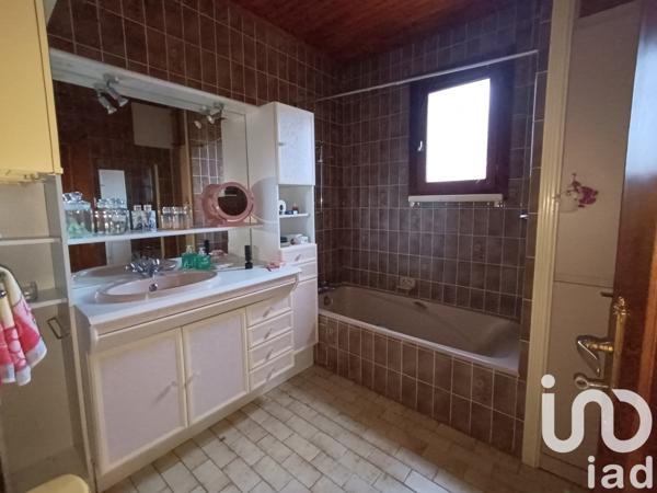Maison à vendre 5 pièces 106 m² Montignac-Lascaux