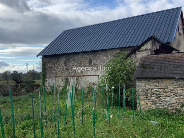 Maison - Entre oloron et pau - Réf.:205211 EXCLUSIVITE - BEARNAISE AVEC 2 GRANGES ET TERRAIN DE 4 880M² - PRIX EN BAISSE -