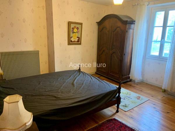 Maison - Entre oloron et pau - Réf.:205211 EXCLUSIVITE - BEARNAISE AVEC 2 GRANGES ET TERRAIN DE 4 880M² - PRIX EN BAISSE -