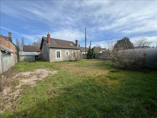 Maison à vendre |  Salbris |  2 pièces | 90 m²