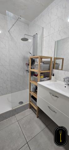 Chateau gombert (13013) Appartement 4 pieces, 3 chambres, cave et balcon