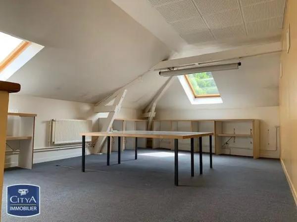 Local commercial à vendre 235m²