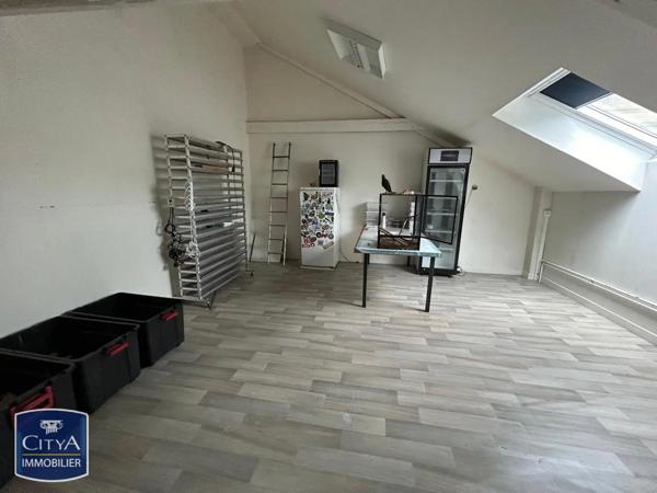 Local commercial à vendre 235m²