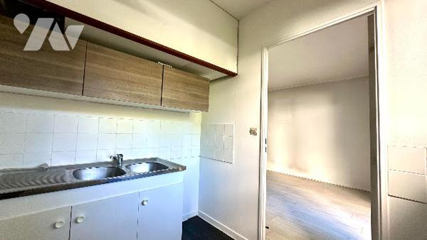 Appartement T2 + Parking résidence secteur Maryse Bastié LYON 8.
100m métro Grange Blanche.