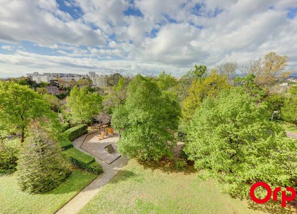 Appartement à vendre    4 pièces • 108 m2 Caluire-et-Cuire