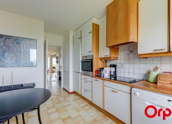Appartement à vendre    4 pièces • 108 m2 Caluire-et-Cuire