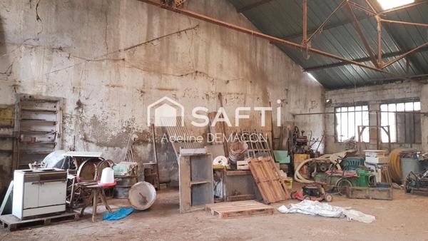 Grange / Hangar avec terrain