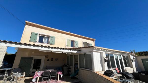 Maison spacieuse à vendre à Gardanne - Ideal grande famille