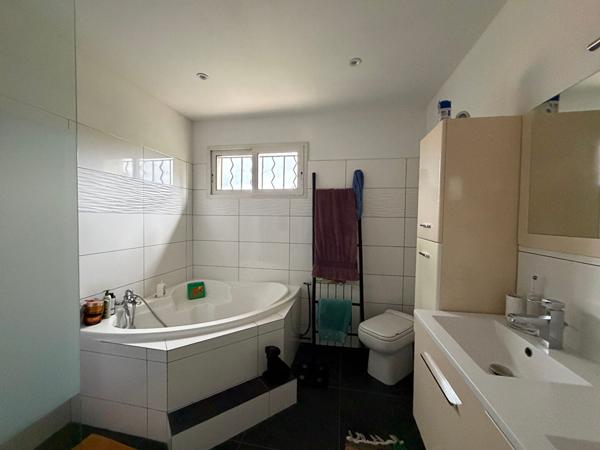 Maison spacieuse à vendre à Gardanne - Ideal grande famille