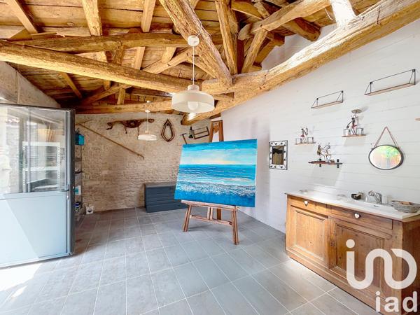 Maison à vendre 8 pièces 280 m² Saint-Médard-d'Aunis