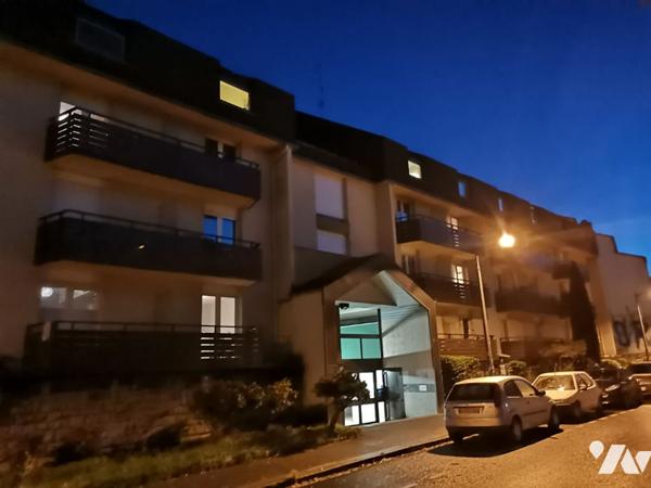 RENNES - Quartier Mail Mitterrand, Studio 23 m² avec garage