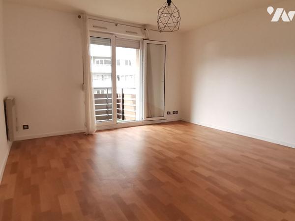 RENNES - Quartier Mail Mitterrand, Studio 23 m² avec garage