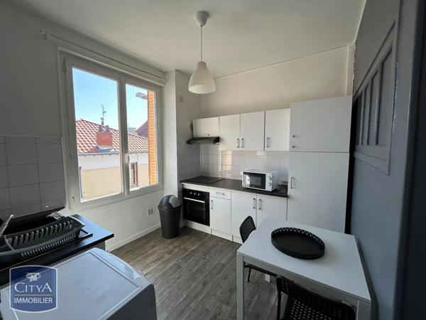 Appartement à louer 2 pièces 37m² Clermont-Ferrand (63000)