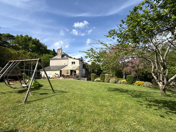 Magnifique maison ancienne trois chambres de plus de 100 m², Montreuil-Juigné