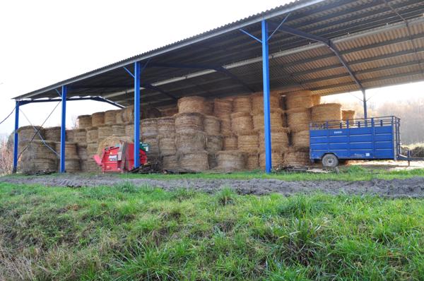 Commerce à vendre à CHAMPEAUX ET LA CHAPELLE POMMI (24340) - Dordogne