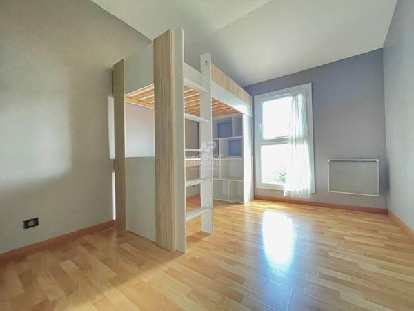 Maison Carrieres Sous Poissy 4 pièce(s) 79 m2 319 000 € **  - Référence  106869