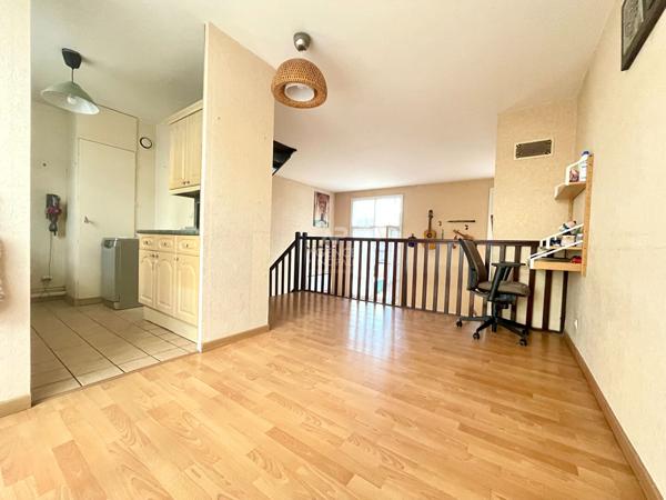 Maison Carrieres Sous Poissy 4 pièce(s) 79 m2 319 000 € **  - Référence  106869
