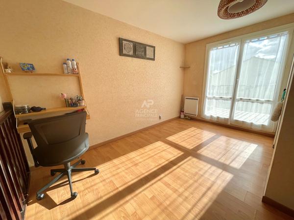Maison Carrieres Sous Poissy 4 pièce(s) 79 m2 319 000 € **  - Référence  106869