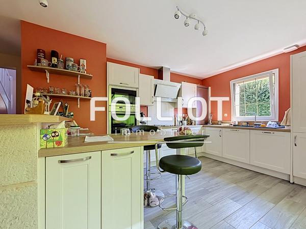 Maison La Barre De Semilly 6 pièce(s) 149 m2