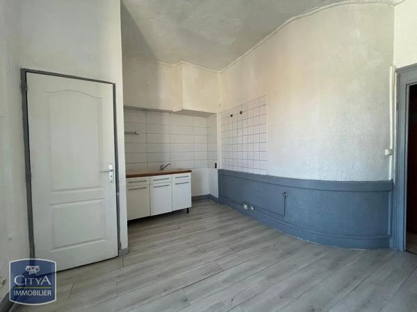 Appartement à louer 5 pièces 99.84m² Saint-Chamond (42400)