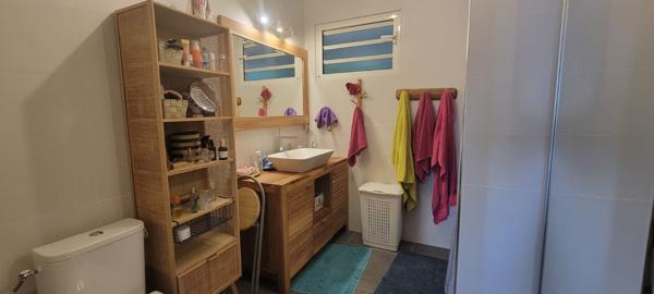 Gosier (97190) Superbe T2 meublé Bas du Fort