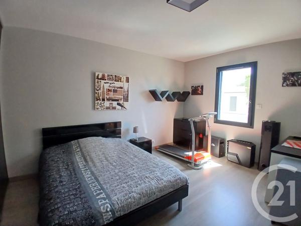 Maison à vendre  5 pièces - 141,66 m 2   MERIGNAC  - 33