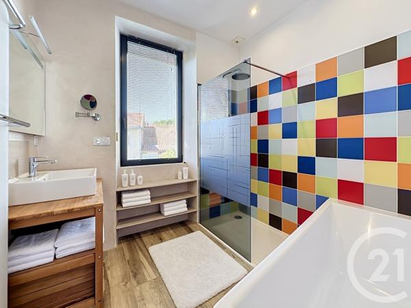 Maison à vendre  5 pièces - 108,20 m 2   PERIGUEUX  - 24