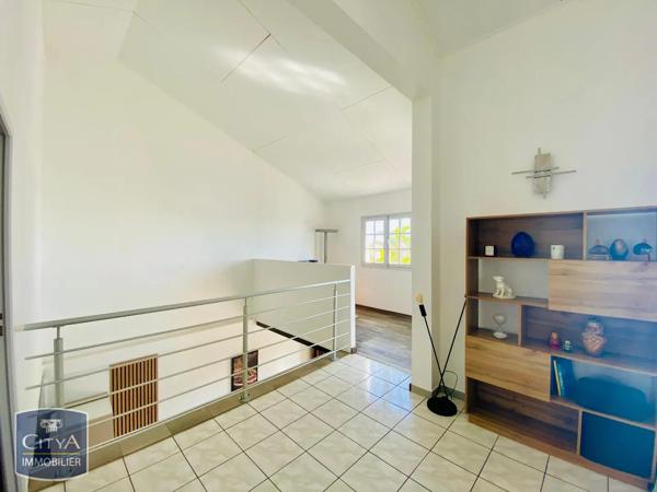 Maison à vendre 4 pièces 155m² Sainte-Marie (97438)