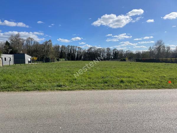 Terrain à bâtir de 692 m² à Ploërmel (56800)