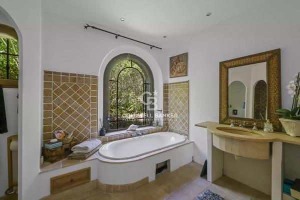 Villa 8 pièces à vendre Mougins - 06250 / Réf: Julia