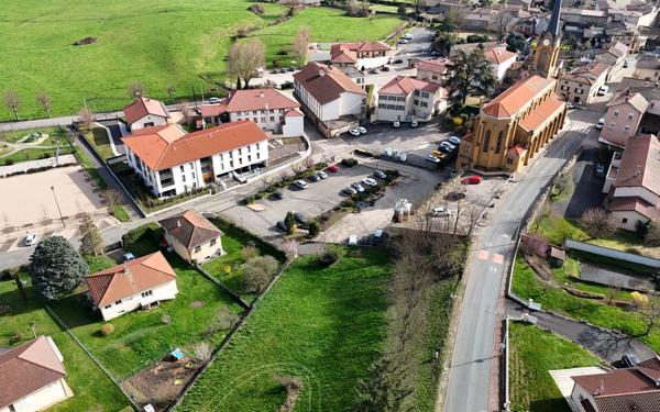 Terrain à vendre    Savigny
