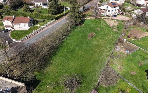 Terrain à vendre    Savigny