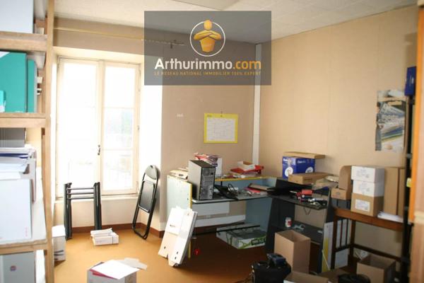Vente Bureau 4 pièces à Josselin