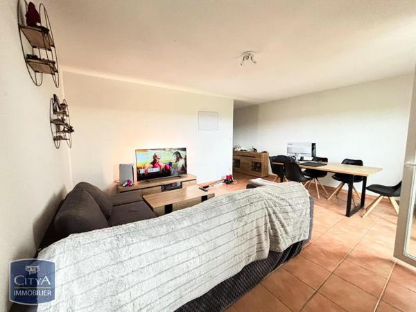 Appartement à louer 2 pièces 49.34m² Carcassonne (11000)