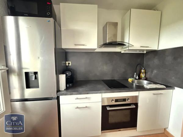 Appartement à louer 2 pièces 49.34m² Carcassonne (11000)