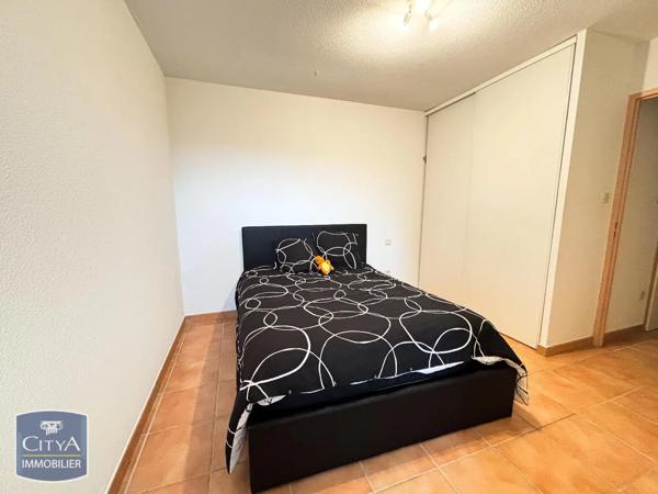 Appartement à louer 2 pièces 49.34m² Carcassonne (11000)